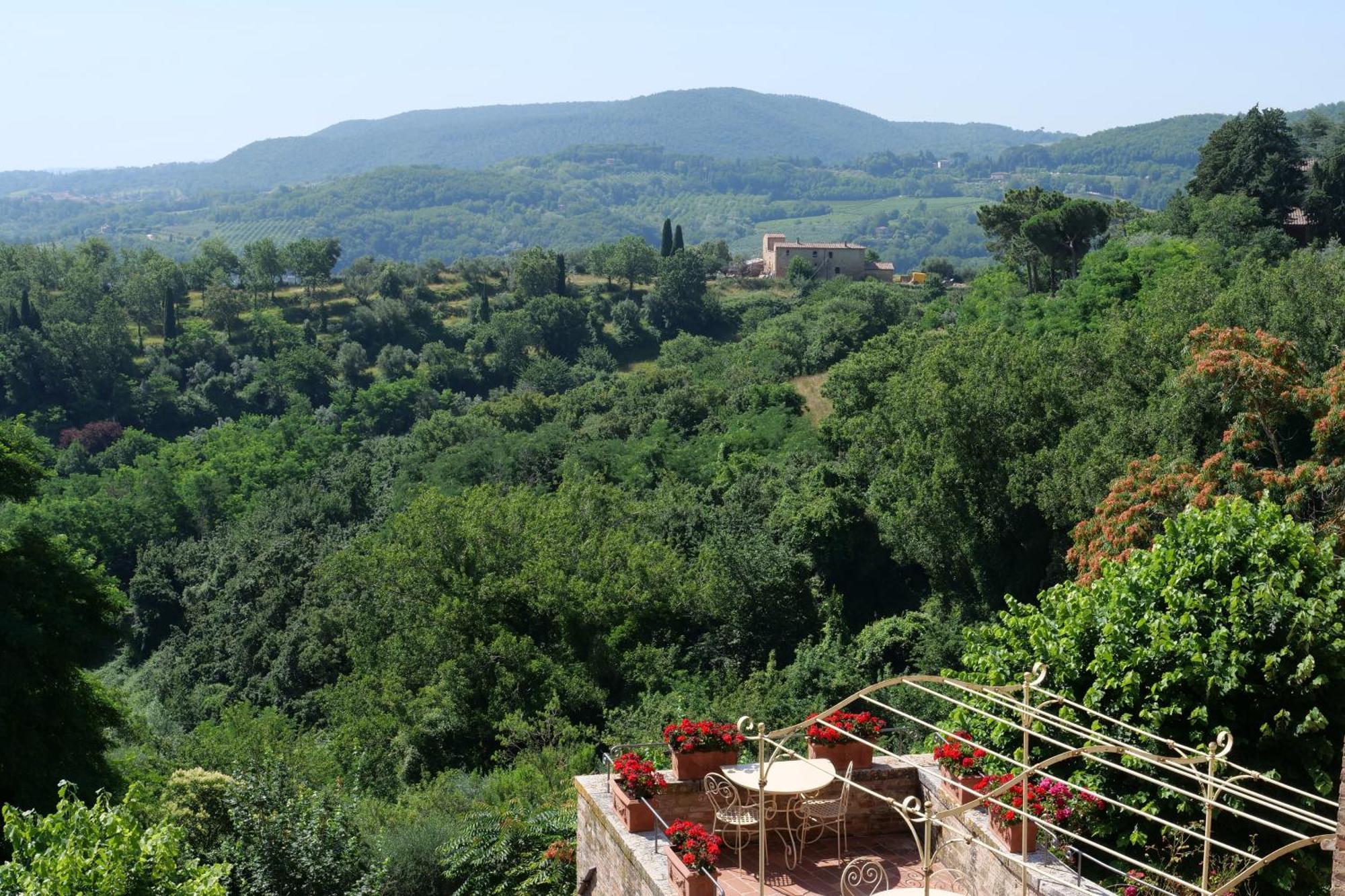 Delcorto Suites Montepulciano Stazione Esterno foto